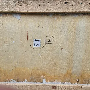 Farbige Formen auf Holz